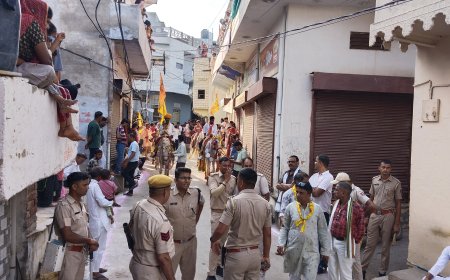 गणपति बाबा मोरिया, अगले बरस तू जल्दी आ धूमधाम के साथ निकाला गणपति विसर्जन का जुलूस जुलूस में श्रद्धालुओं की उमड़ी भीड़