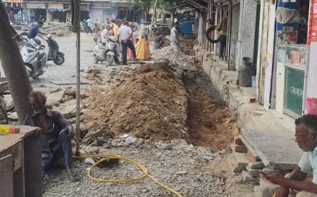 50 लाख का बजट हुआ पूरा,   बस स्टैंड सड़क निर्माण रह गया अधूरा