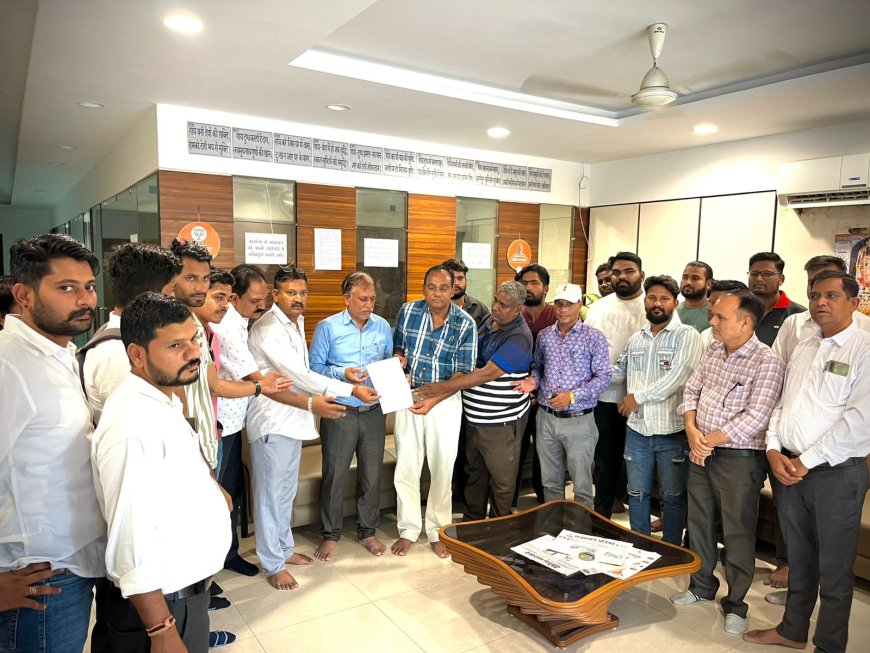 आयुक्त के नाम पर अवैध वसूली