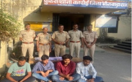 अल्ट्रो कार से नकली नोट ले जाते  एक नाबालिग सहित पांच आरोपी गिरफ्तार