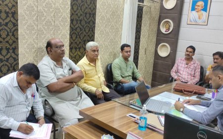 उपखंड अधिकारी ने व्यापारियों के साथ दीपावली और शहर की समस्याओं पर की वार्ता