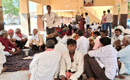 झूठे मुकदमे में कार्रवाई नही करने को लेकर ज्ञापन देने का  निर्णय