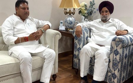 कुलदीप इंदौरा ने राजस्थान प्रभारी रंधावा को किसान आंदोलन की  दी जानकारी