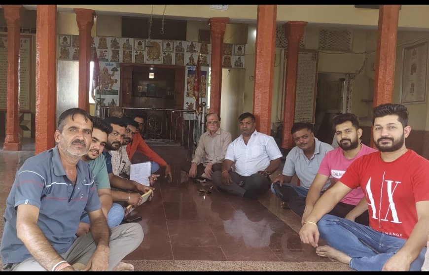 क्षतिग्रस्त बावड़ी को तैयार करने के लिए बैठक आयोजित