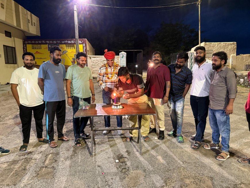 खटीक समाज के अध्यक्ष ने मनाया अम्बेडकर विचार मंच संस्थान के जिलाध्यक्ष का जन्मदिन