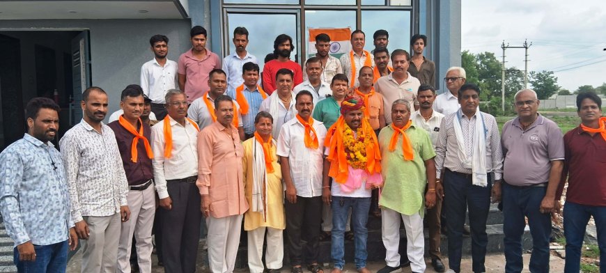 माली (सैनी) युवा महासभा के जिलाध्यक्ष बनने पर उदय लाल माली का किया स्वागत सम्मान*