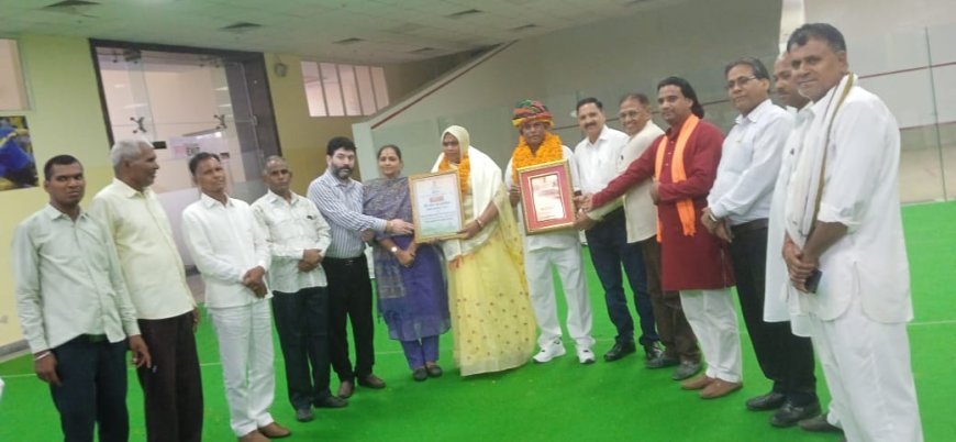 *मुख्यमंत्री भजन लाल शर्मा द्वारा   भामाशाह रमेश पहाड़िया को किया राज्य स्तरीय भामाशाह सम्मान से सम्मानित*