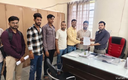 *नई सीधी नर्सिंग भर्ती मैरिट व बोनस से कराने की मांग को लेकर सौंपा ज्ञापन *