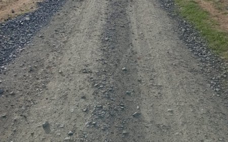 प्रशासन की उदासीनता, सुविधाओं से वंचित ग्रामीण