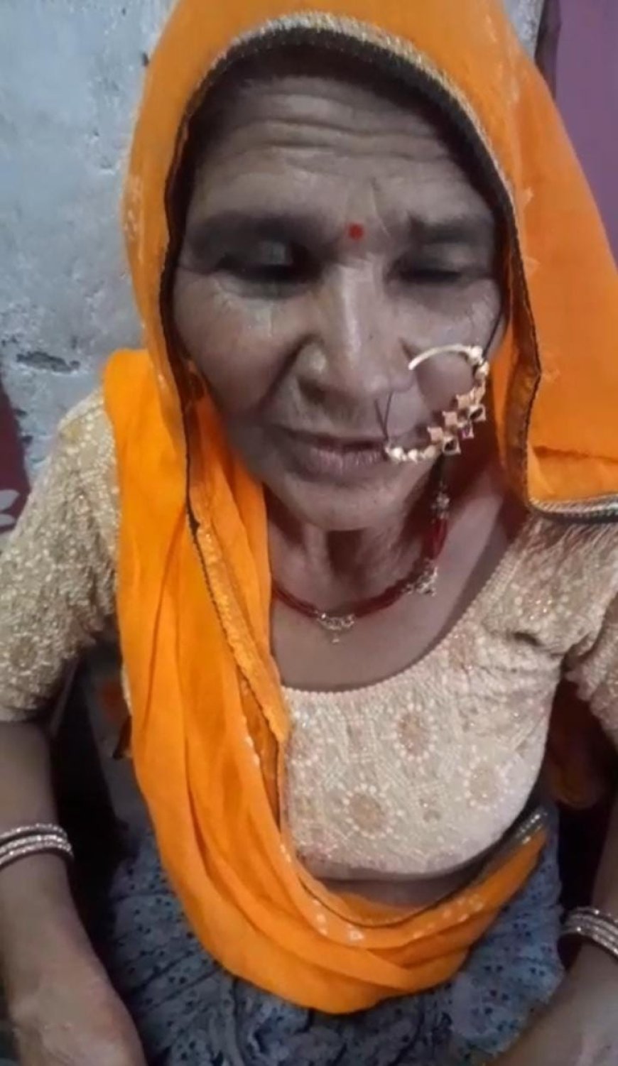रोडवेज कंडक्टर की दादागिरी, बुजुर्ग बीमार महिला को जंगल में उतारा