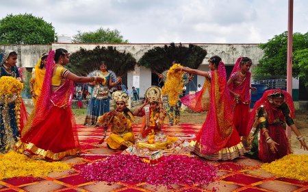 कृष्ण रास व ऑपरेशन सिंदूर रहा मुख्य आकर्षण का केंद्र