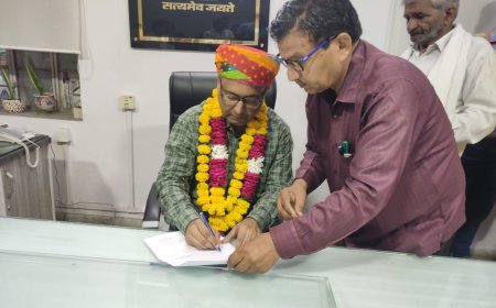 डॉ. संजीव कुमार शर्मा ने संभाली सीएमएचओ की कमान