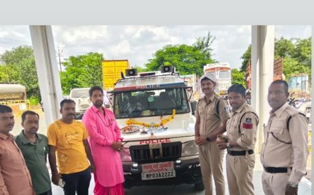 थाना नई आबादी में शस्त्र पूजन हुआ