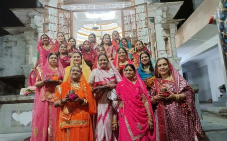 पति की दीर्घायु के लिए सुहागिनों ने रखा करवाचौथ का व्रत