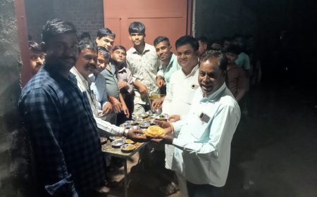 सर्वेश्वर महादेव मंदिर पर अन्नकूट महोत्सव मनाया धूमधाम से