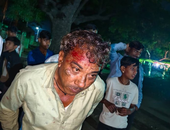 बंदर का आतंक, 8 से 10 लोगो को।किया  घायल, ग्रामीण परेशान