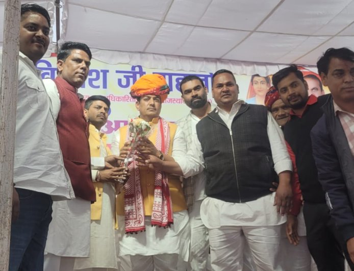 केबिनेट मंत्री अविनाश गहलोत का भीलवाड़ा आगमन पर  किया भव्य स्वागत।