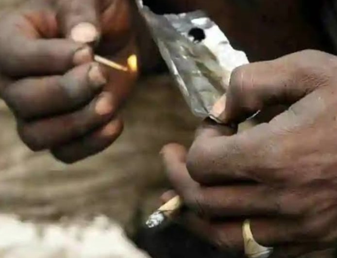 खुलेआम हो रहा है सरवाड में मादक पदार्थ बेचने का धंधा