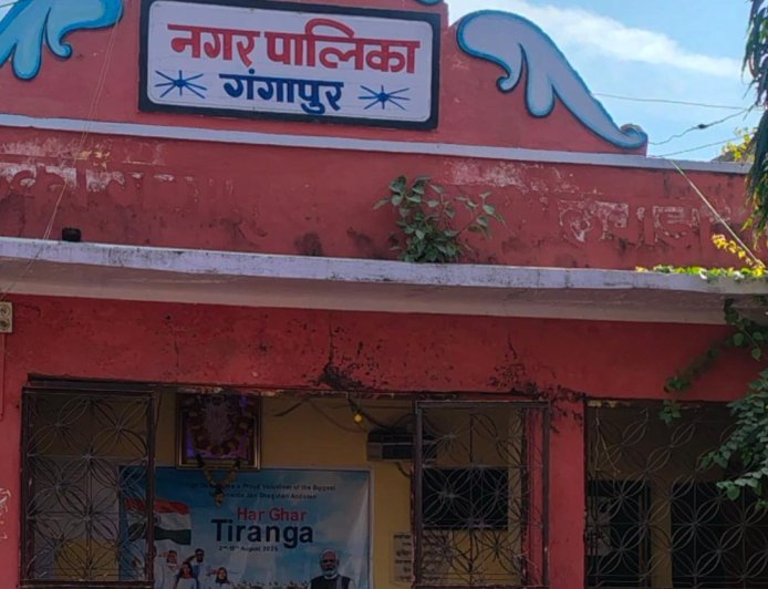 आम रास्ते पर अतिक्रमण का आरोप, नगर पालिका से कार्रवाई की मांग