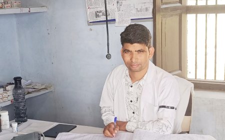 काली पट्टी बांधकर किया विरोध,जल्द जारी हो दो वर्ष की छूट का गजट