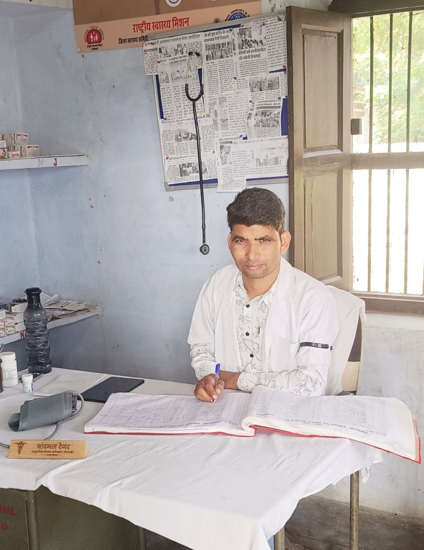 काली पट्टी बांधकर किया विरोध,जल्द जारी हो दो वर्ष की छूट का गजट