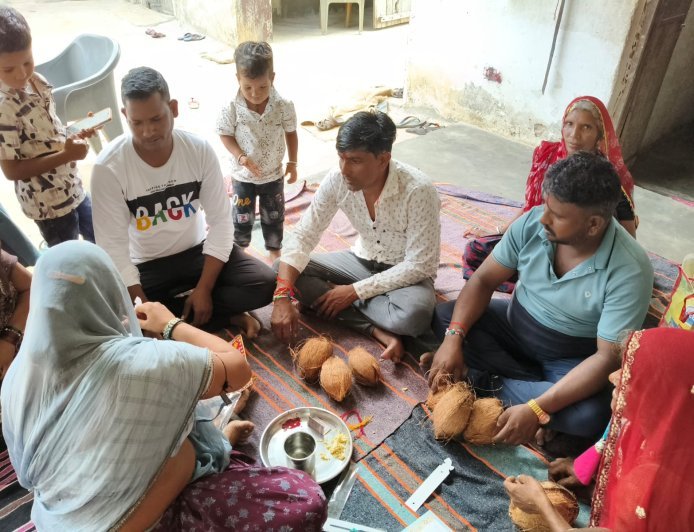 चिड़खेड़ा में हर्षोल्लास से मनाया रक्षाबंधन, भाई-बहन के अटूट प्रेम से महका गांव